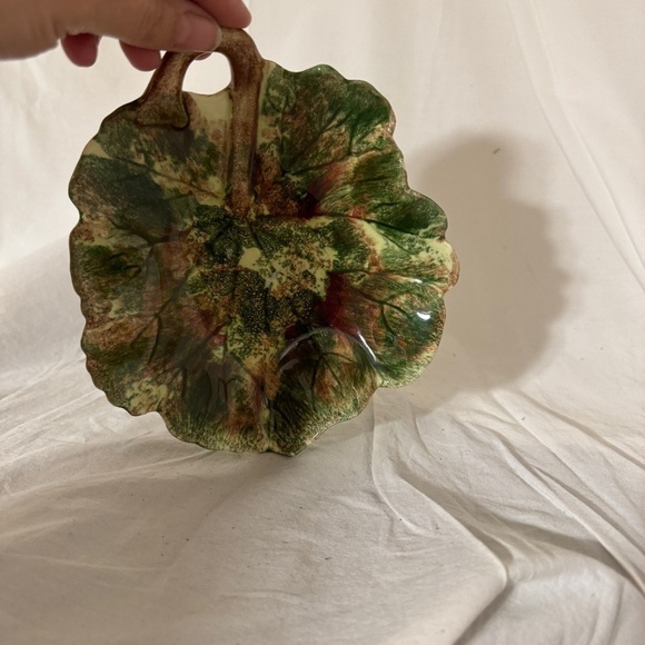 Vintage Jamieson's Capistrano California Pottery Leaf Shaped Candy Dish - Picture 3 of 9